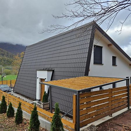 فيلا Oak House Brusane المظهر الخارجي الصورة