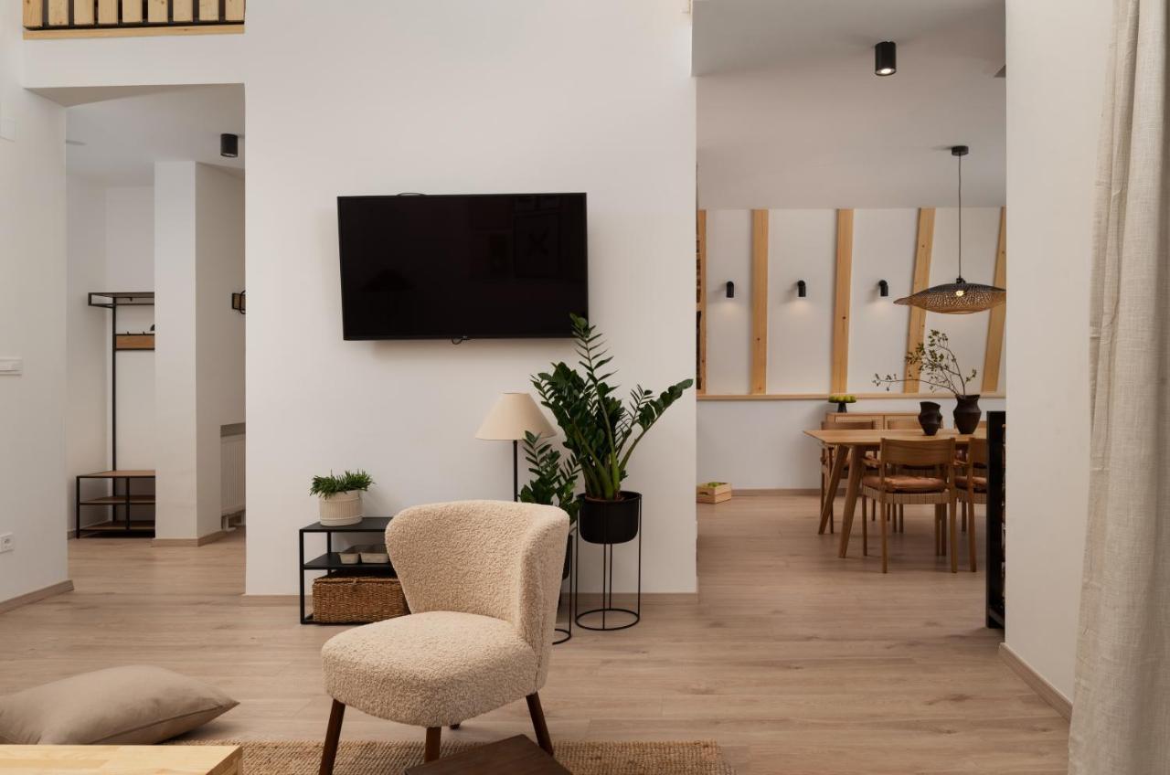 فيلا Oak House Brusane المظهر الخارجي الصورة