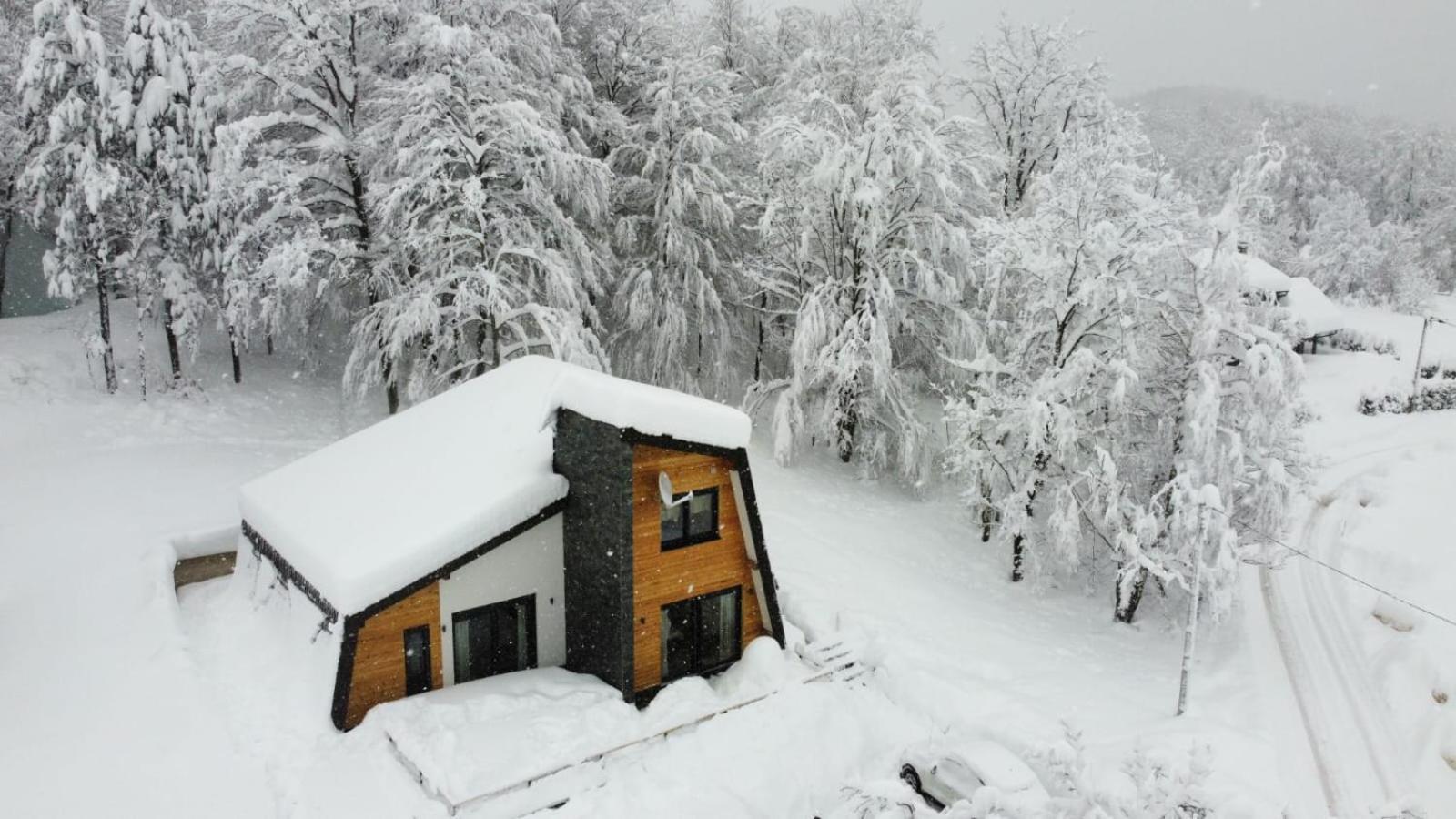 فيلا Oak House Brusane المظهر الخارجي الصورة